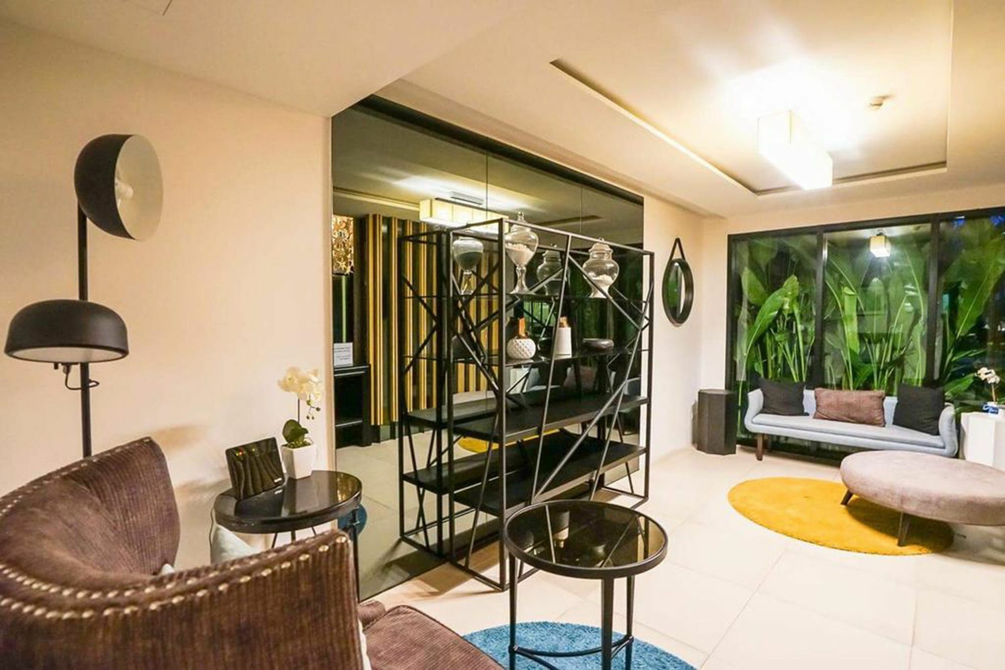 Centrio Nearby Central Phuket Екстериор снимка