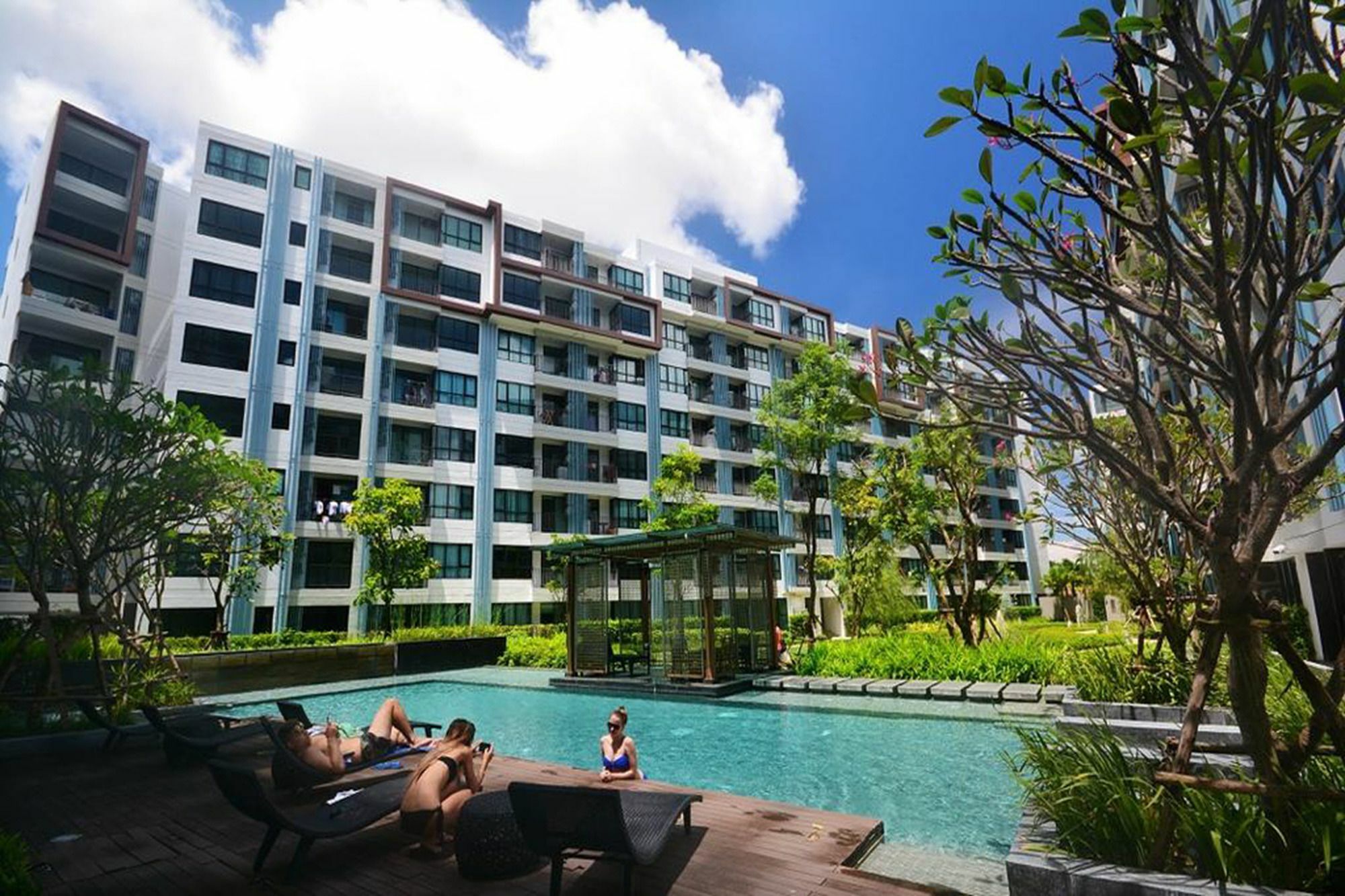 Centrio Nearby Central Phuket Екстериор снимка